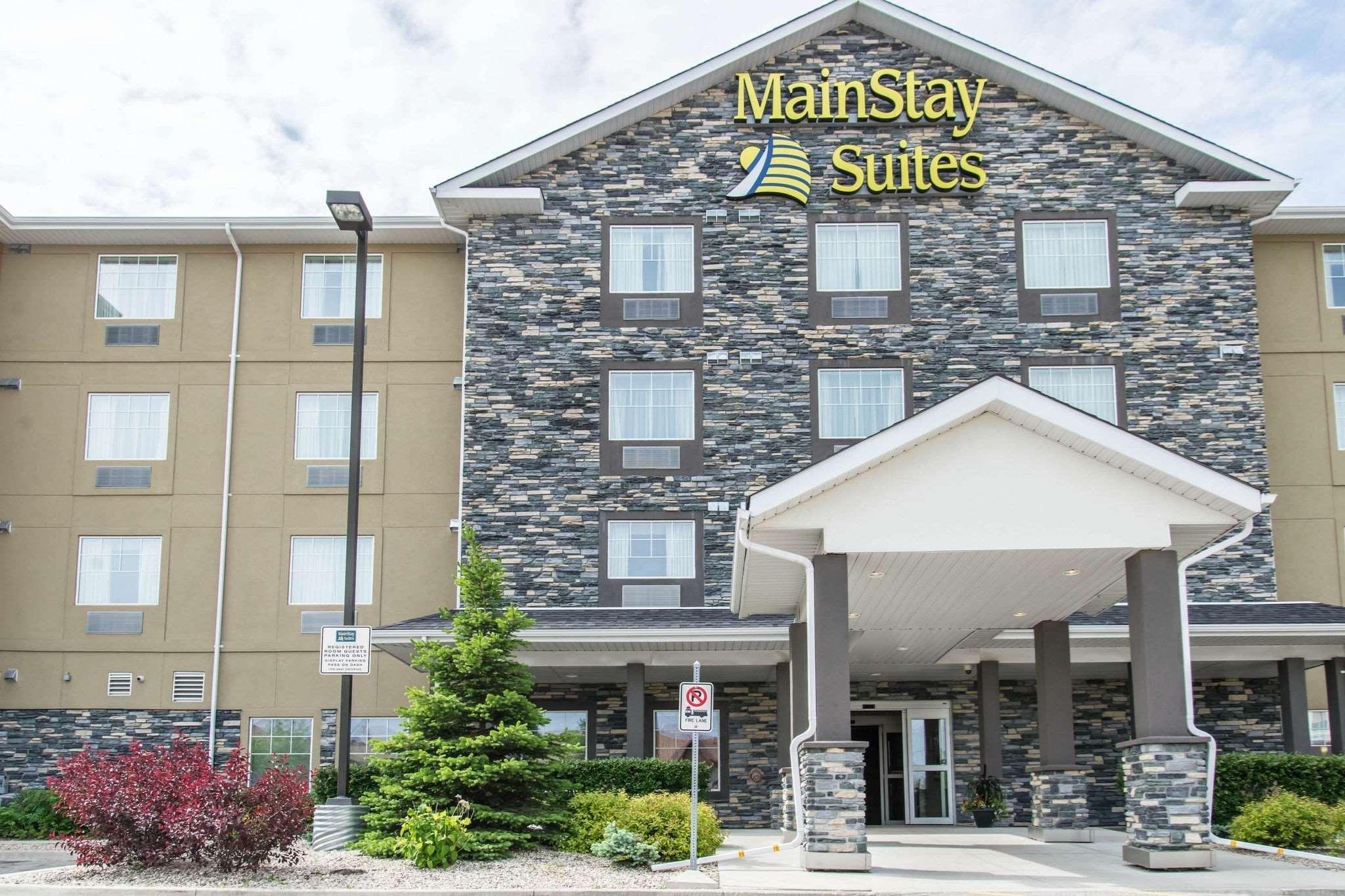 Mainstay Suites Winnipeg Exterior photo