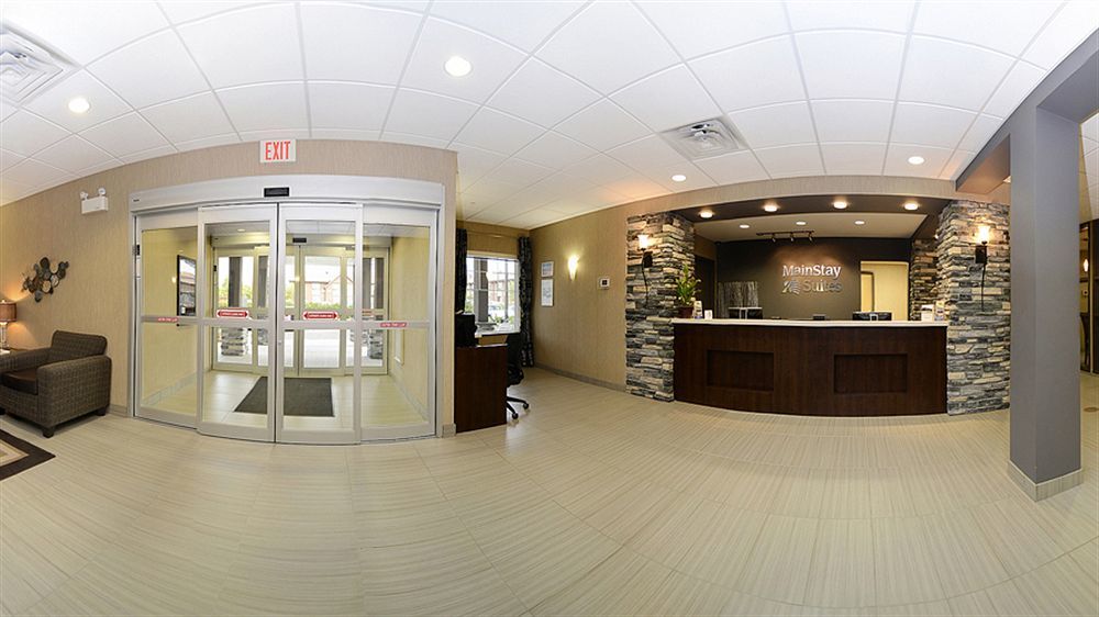 Mainstay Suites Winnipeg Exterior photo