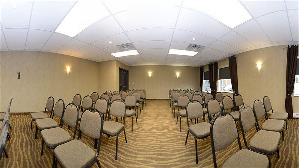 Mainstay Suites Winnipeg Business photo